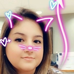 Meet your Posher, Stacy